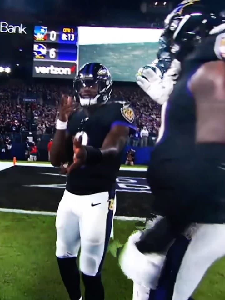 1️⃣ seed 🕺
-
🎥 @nfl @ravens
