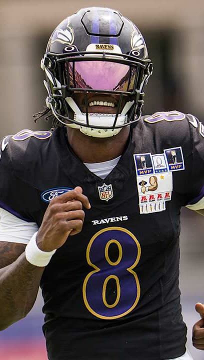 βππ§πππ€ ππππ ππͺπ‘π π§ππππ π¦ββ¬π
πΈ @ravens
π΅ Swag Surfinβ - F.L.Y