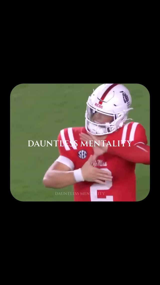 Jaxson Dart was selected 25th overall in the 2025 NFL Draft by the New York Giants. After starting the season as the backup to Russell Wilson, Dart was named the starter beginning in Week 4 following New York’s 0–3 start. In his first NFL start, Dart led the Giants to a 21–18 victory over the previously undefeated Chargers, tossing a touchdown pass and rushing for another. With a strong arm, mobility, and the leadership qualities he displayed in college, Dart is widely viewed as the franchise’s quarterback of the future.
Follow for more ⬇️
@dauntlessmentality
@dauntlessmentality
@dauntlessmentality
.
.
.
.
.
.
#Jaxsondart #nygiants #nfl #football